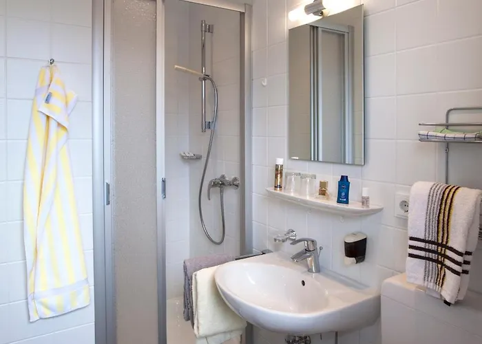 Dornroeschen Hotel 3*